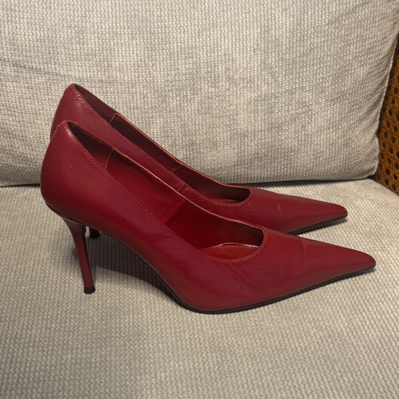 Tony Bianco Dries Heel in Bordeaux Nappa - Picture 8 of 11